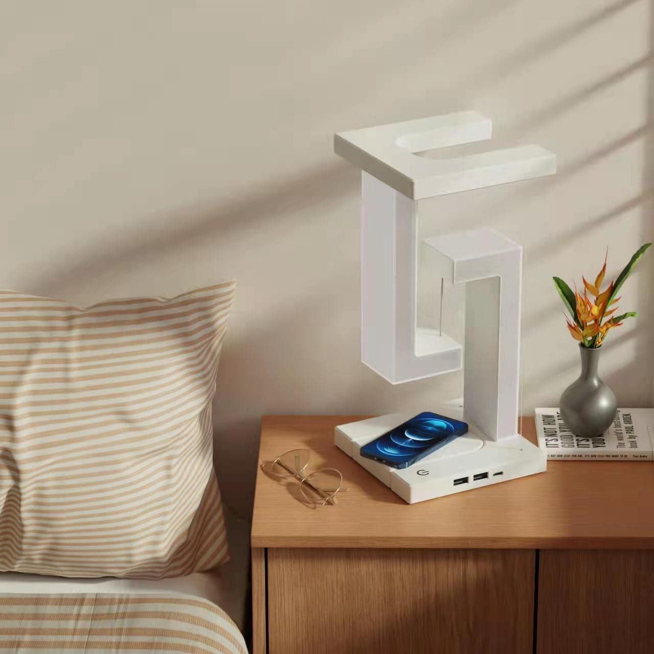 lampe flottante avec chargeur sans fil pour smartphone